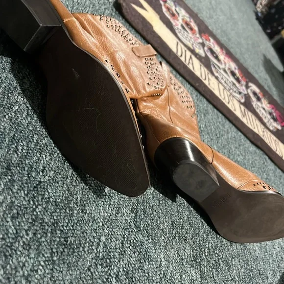 BOTKIER Women's Tammy Studded Western Boots 9.5 cognac tan line dance shoes - Picture 2 of 15